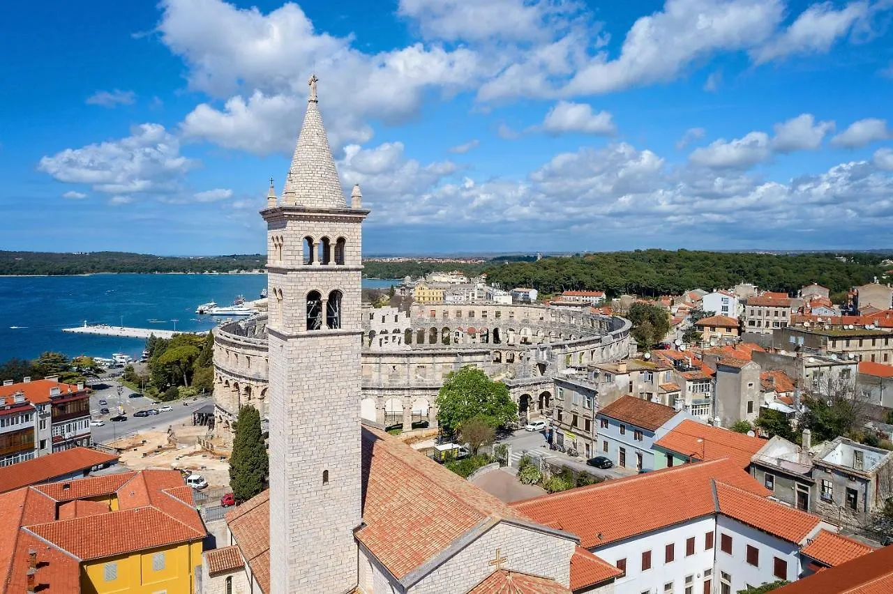 Apartment Arena Pula