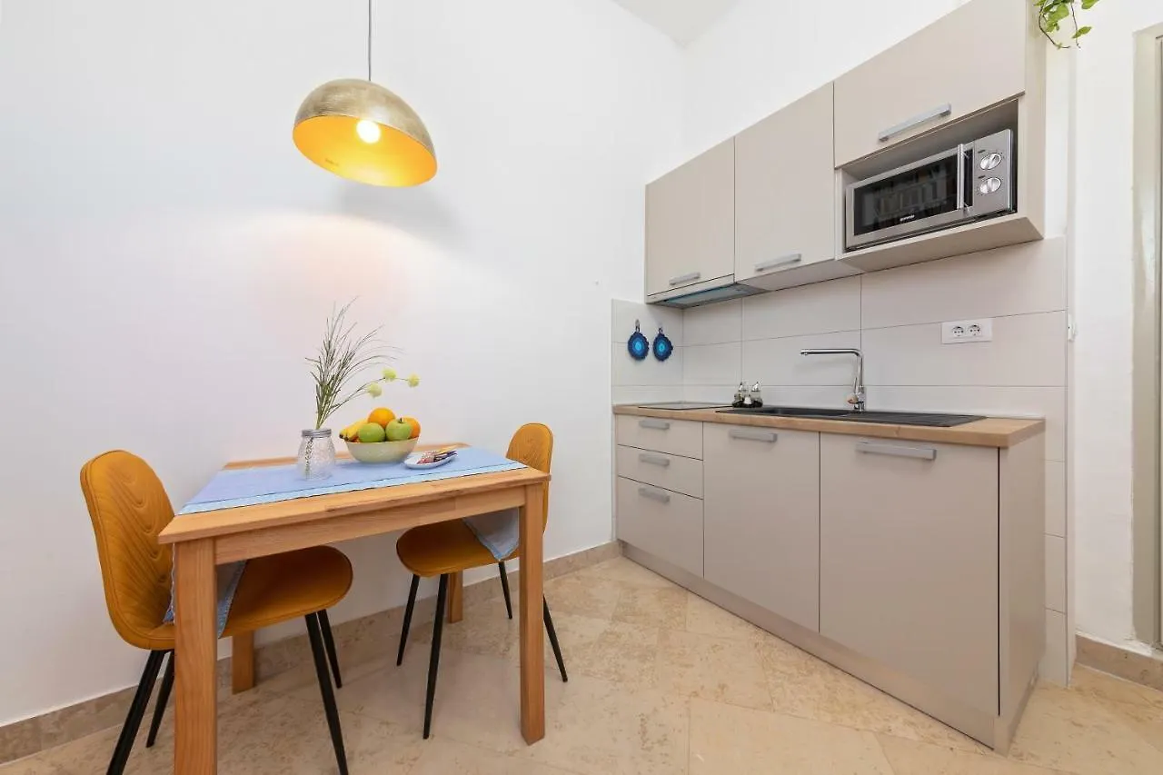Apartment Arena Pula