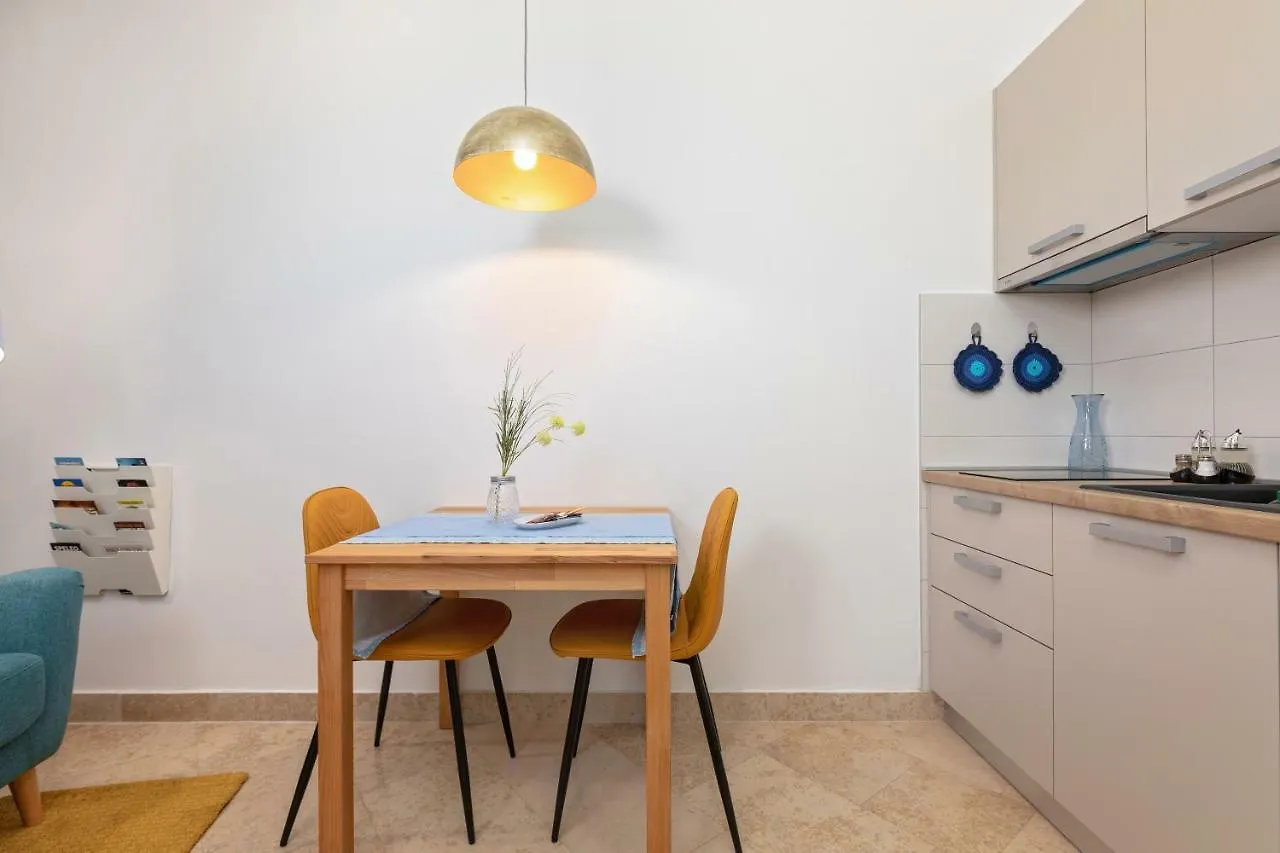 Apartment Arena Pula 0*,  Croatia