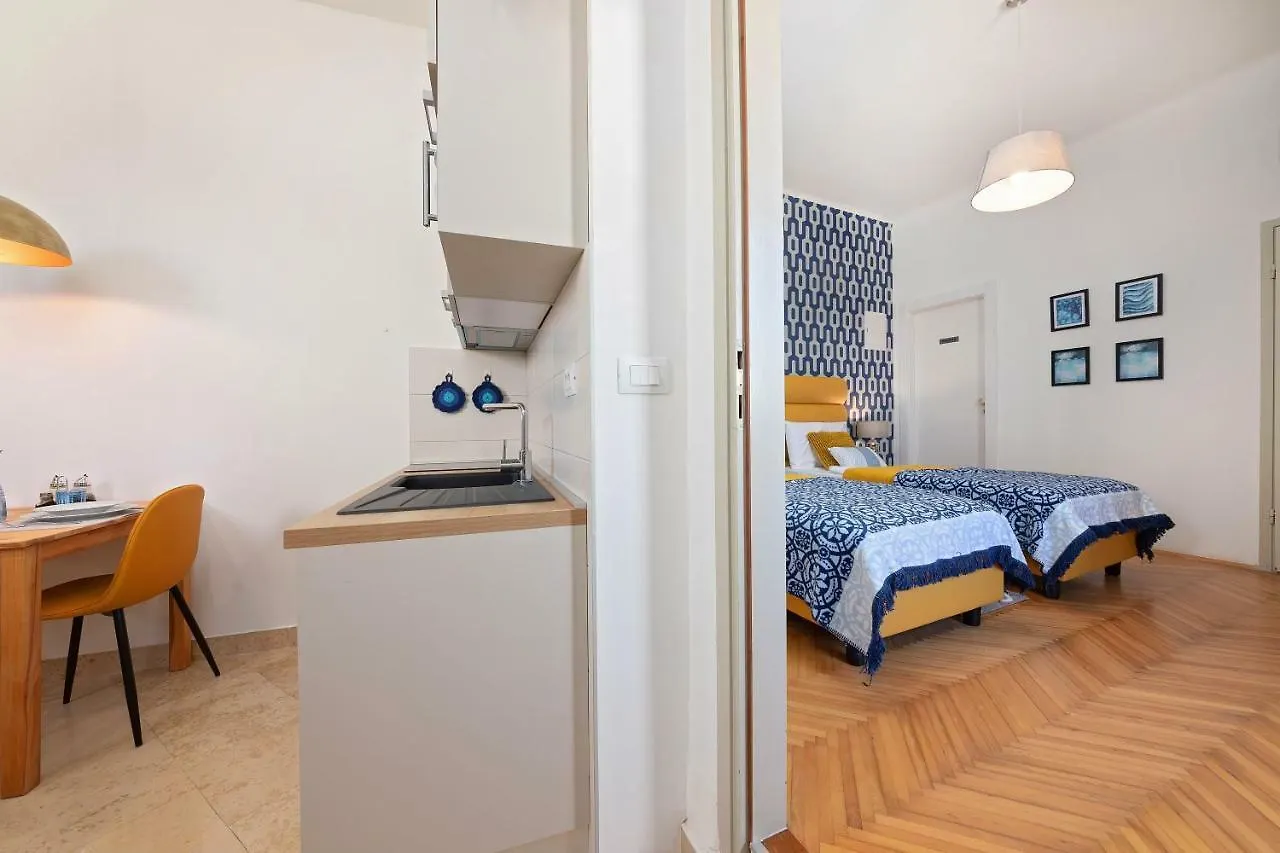 Apartment Arena Pula