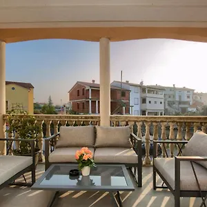  Apartament Vukadin